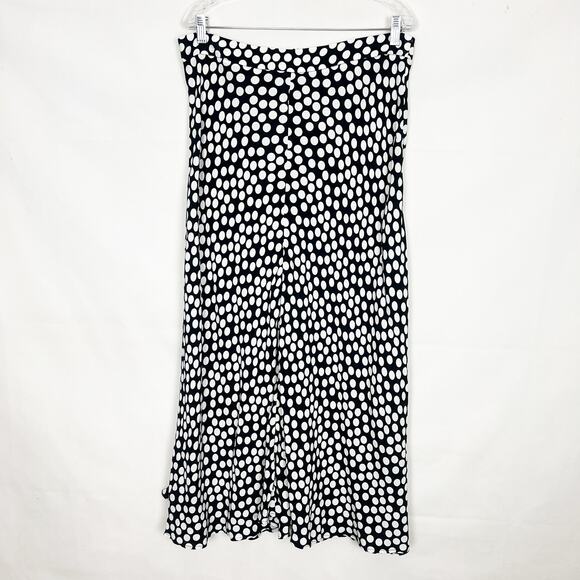 Zara Dresses & Skirts - ZARA Circle Print Black/White Midi Skirt Size XL